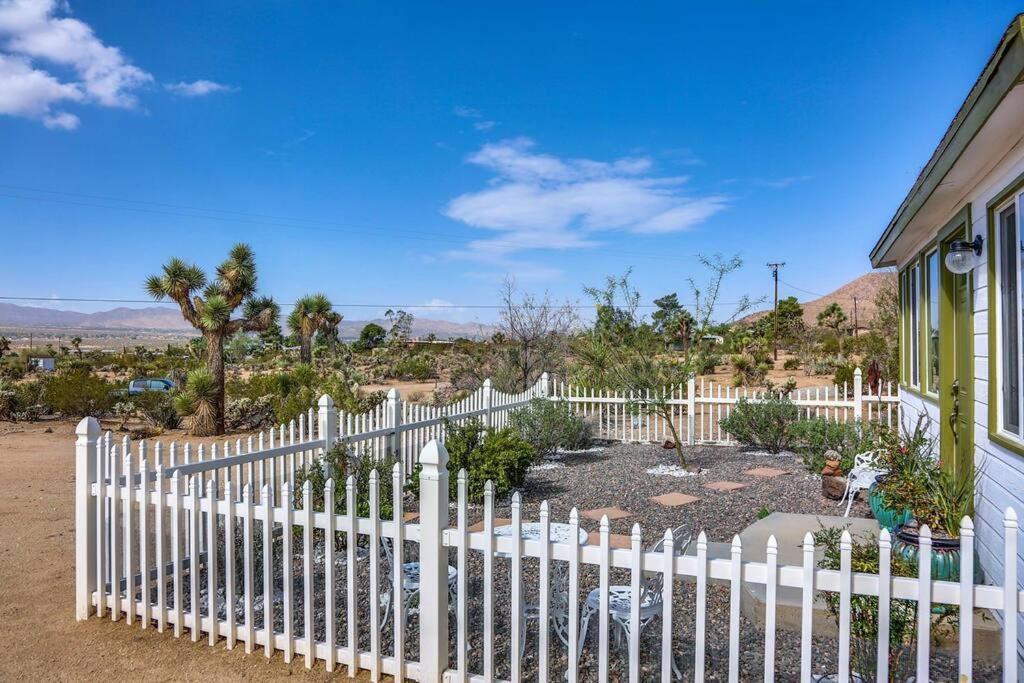 Jt Cottage Yucca Valley Exteriör bild