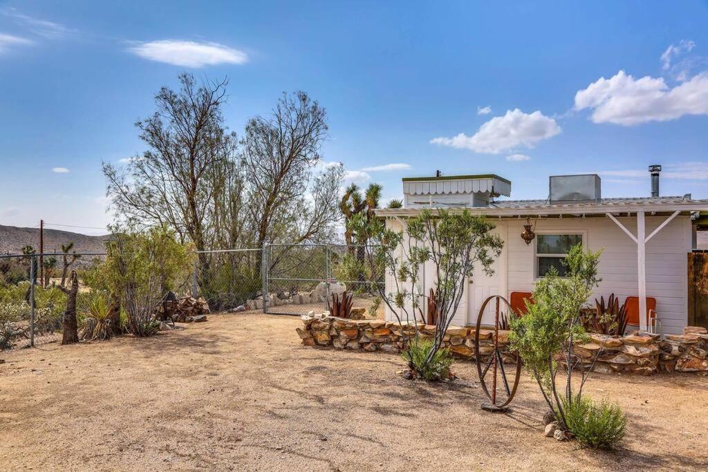 Jt Cottage Yucca Valley Exteriör bild